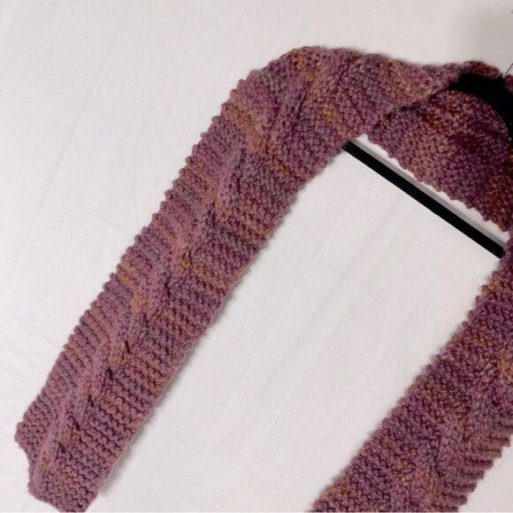 Handmade Hand Knit Multi Shade Maroon Cable Knit Scarf - Picture 8 of 9